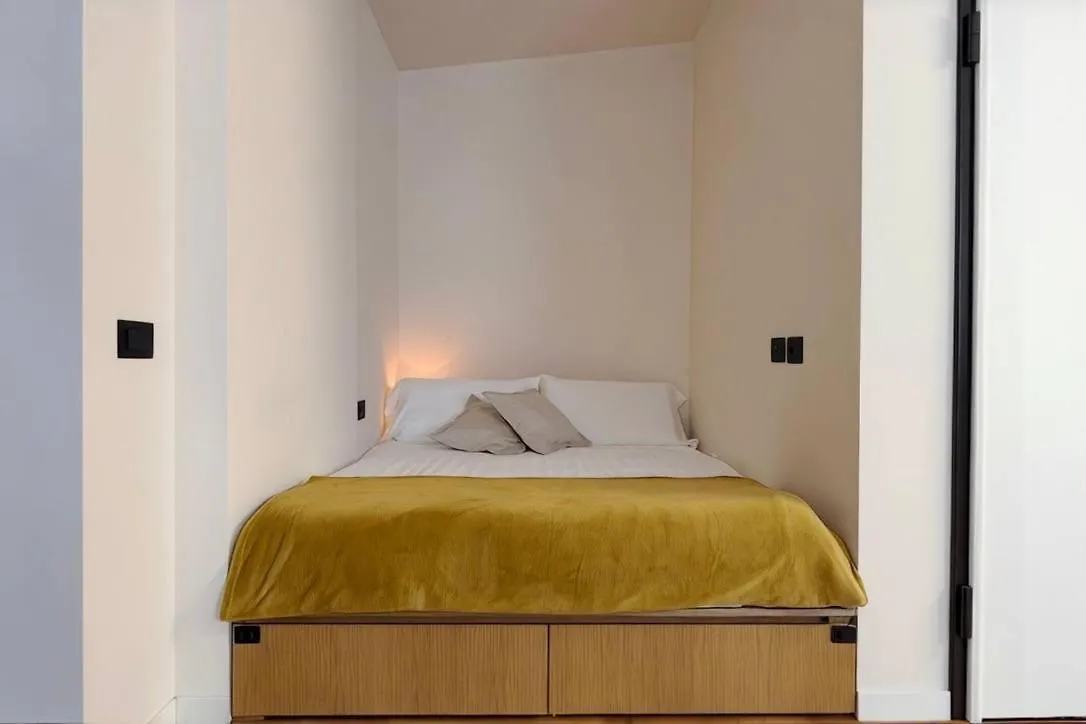 Homeby, Casa Anna Mediolan 0*,